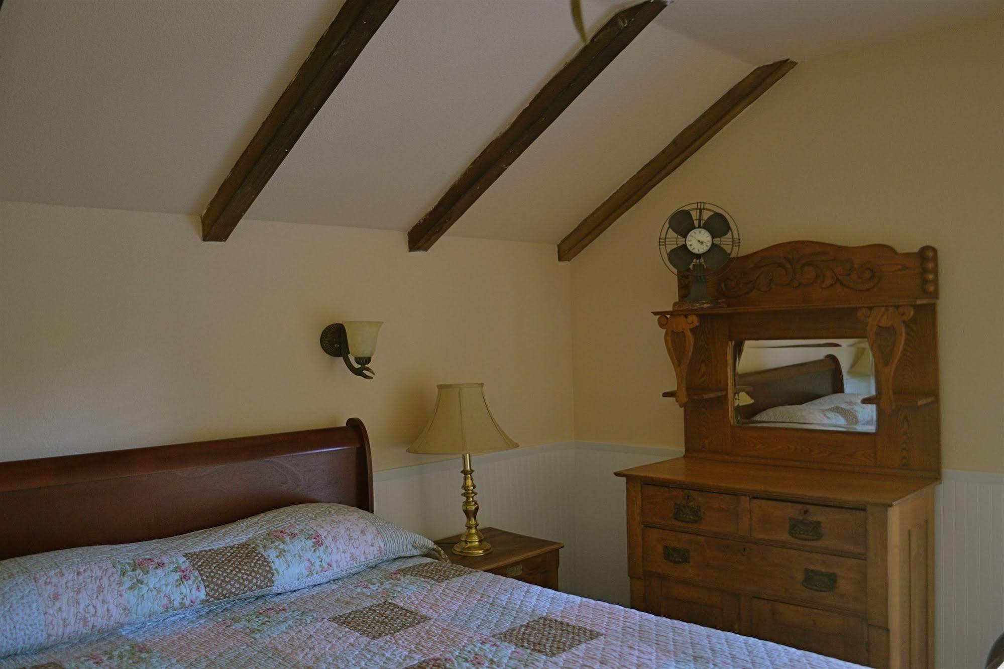 Guerneville Lodge المظهر الخارجي الصورة