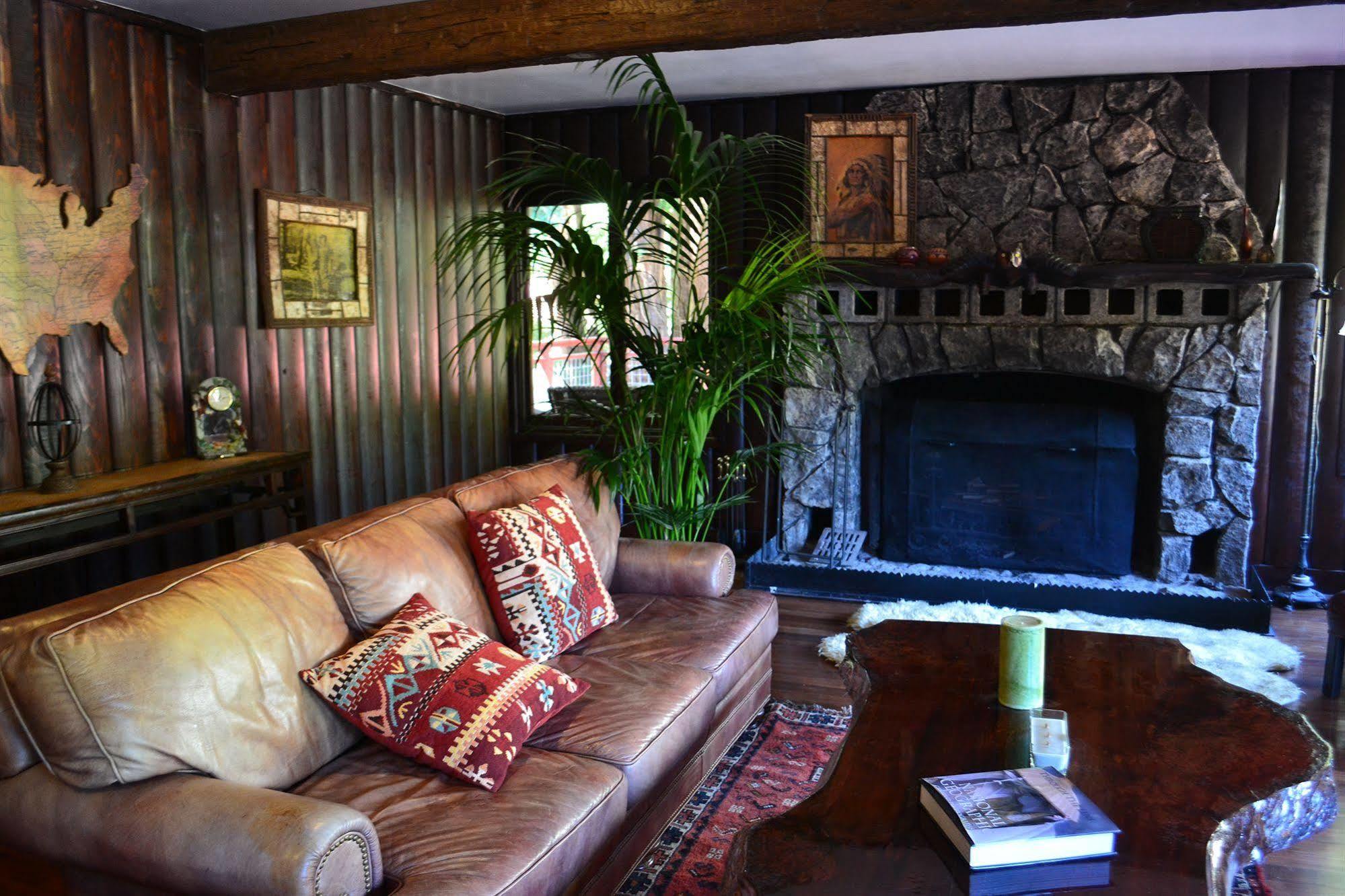 Guerneville Lodge المظهر الخارجي الصورة