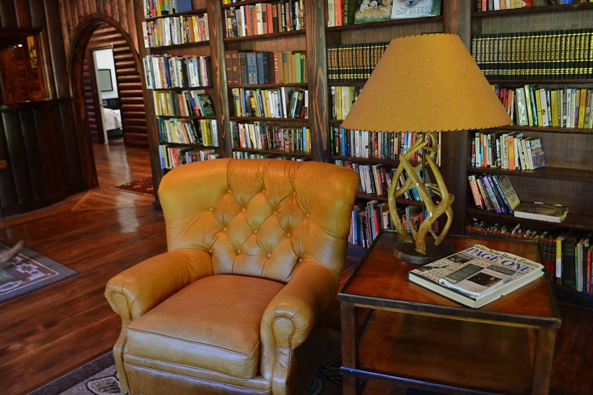 Guerneville Lodge المظهر الخارجي الصورة